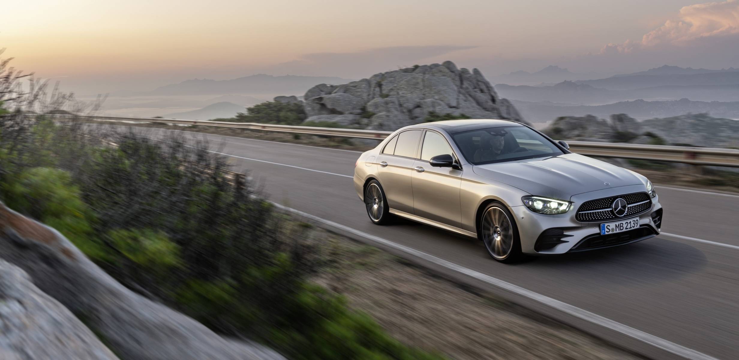 Mercedes-Benz online Showroom